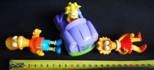 Collectable Simpsons Figures  Bart and Lisa made for McDonalds