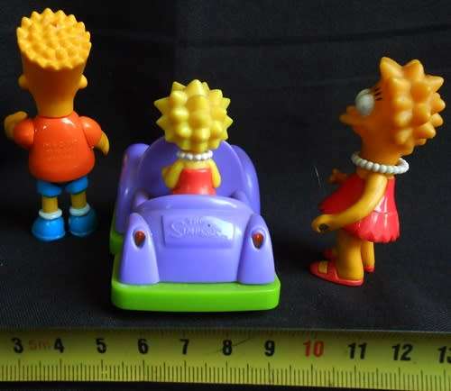 Collectable Simpsons Figures  Bart and Lisa made for McDonalds