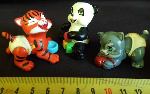 Vintage magic diaper babies pets  3 pets