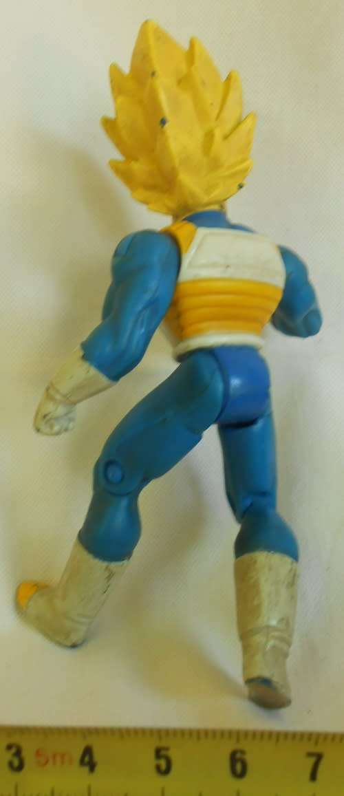 collectable action figure  2001 DRAGON BALL Z ENERGY BLASTERS SS SUPER SAIYAN VEGETA ACTION FIGURE