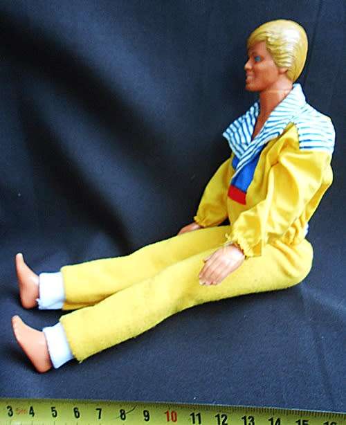 Collectable  Vintage Barbie 1987 Ken doll Island Fun with molded blond hair.