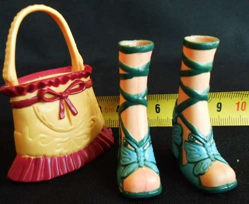 Collectable Shoes and Handbag Set for Barbie or Bratz doll blue