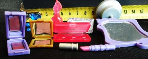 Collectable Miniature Make up set for Barbie Doll