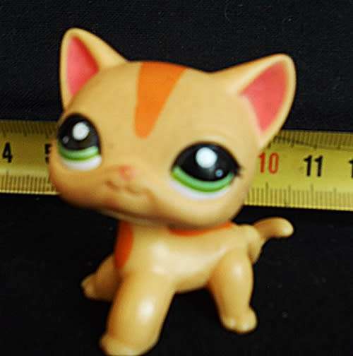 collectable Littlest Pet shop Figure Orange Yellow Shorthair Cat #1905