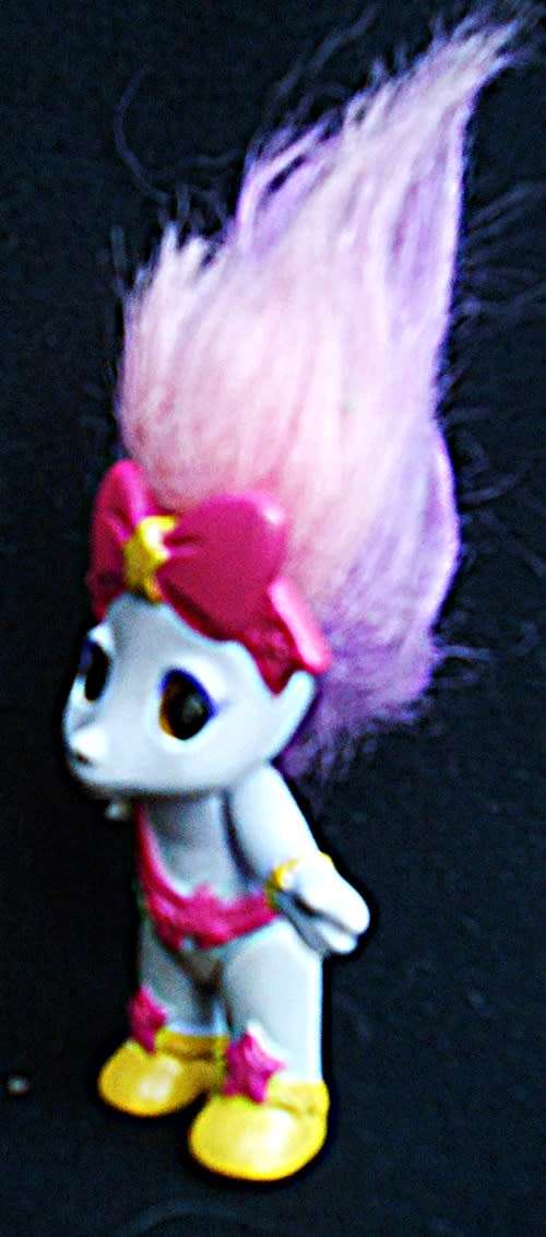 collectible Zelfs  Wishbeam Wishing Star Zelf; medium size Series 6