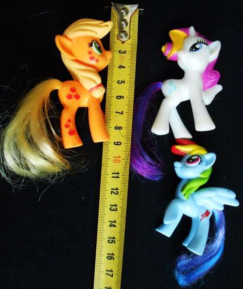 collectible My Little Pony  3 original Mini Ponies