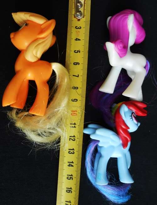 collectible My Little Pony  3 original Mini Ponies