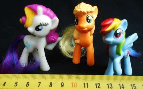 collectible My Little Pony  3 original Mini Ponies