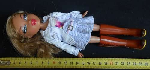 collectible Bratz Collector Doll - Yasmin,