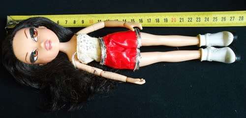 collectible MGA 2001 Bratz Doll with articulated arms