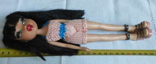 collectible MGA 2001 Bratz Doll Jade with black hair in pigtails
