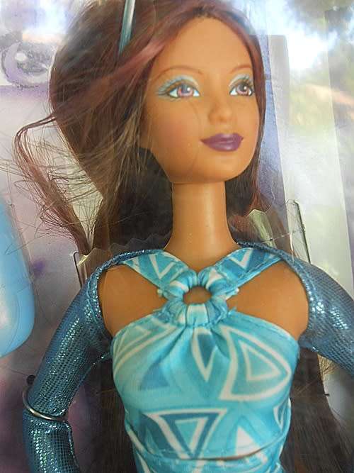 Collectable Barbie Doll Kayla Fashion Photo N I B With play camera to make her move