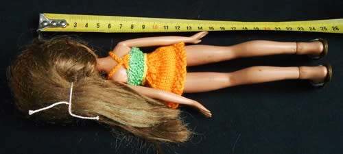 Bratz Girlz doll Yasmin with light brown hair brown eyes tanned look