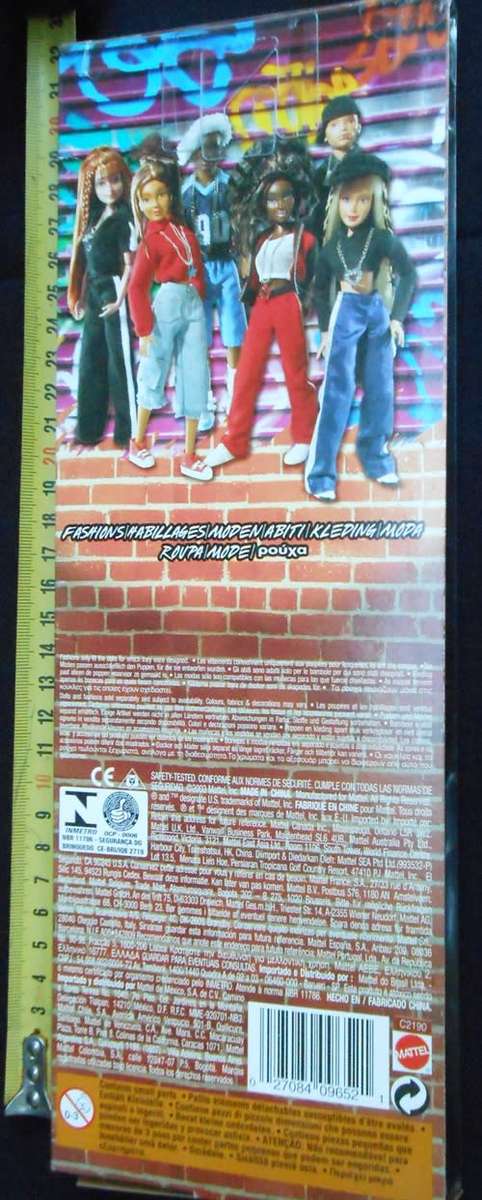 Collectable set of clothes for Flavas doll could fit Barbie  Moxi Girlz or Liv doll. N I P