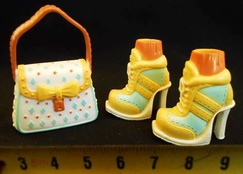 collectable shoes and handbag for Barbie My Scene Doll or Bratz dollz