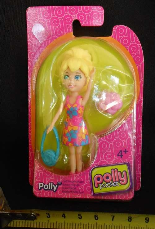 collectible  polly pocket doll N i P