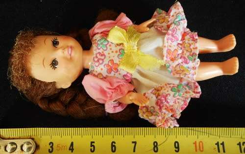 collectable Barbie's Little sister Kelly /Chelsea's friends