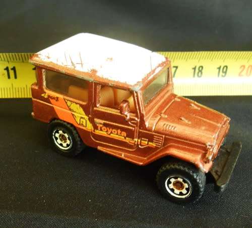 collectable Matchbox Toyota Land Cruiser 1968 Brown Body Toy Model Car