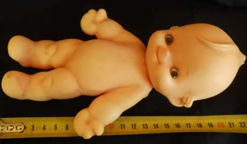 vintage Cameo Kewpie with wings