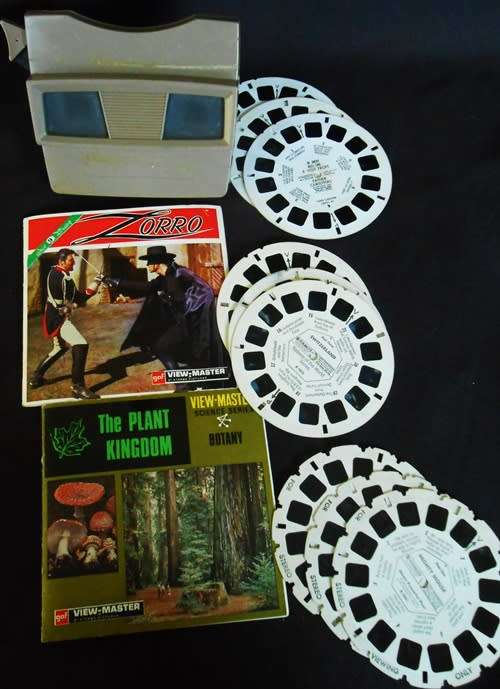 vintage View-Master viewer by Gaf with 5 sets of reels