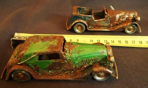 VINTAGE MINIC TOYS Windup Two cars for restoration by Tri Ang made in England