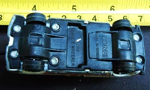 CORGI JUNIORS DIECAST FORDTRANSIT WRECKER "PORSCHE RACE SUPPORT" - PLAYWORN