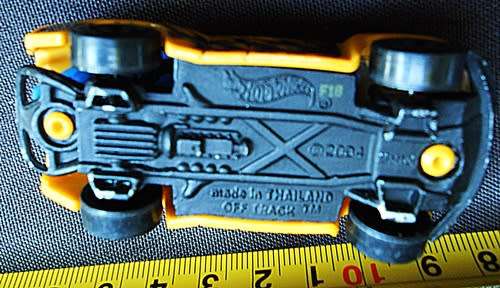 Vintage Hot Wheels 2004 Mattel Off Track Funky Yellow