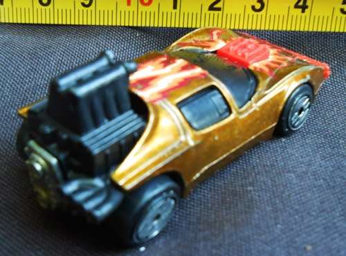1983 Hot Wheels Flame Runner (Metallic Gold) (Ultra Hots) (Malasia)