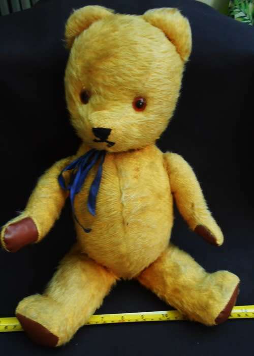 Vintage Golden Mohair Ark bear  44 cm bear 1 of 2
