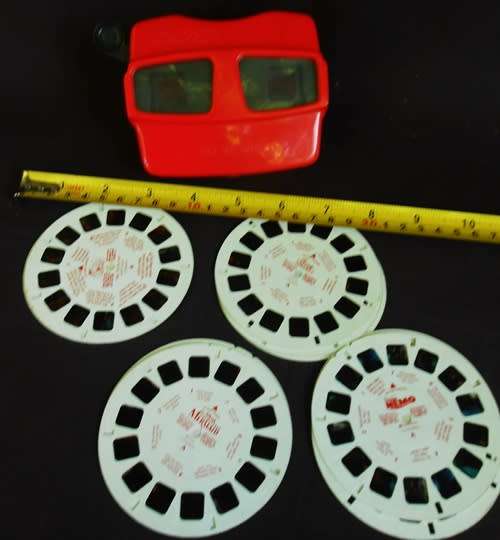 View Master for children with 4 sets of Disney story reels