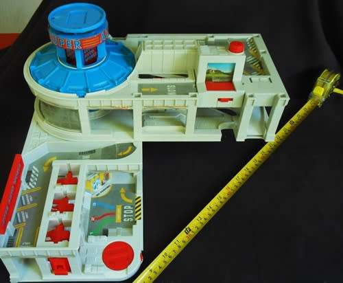 Vintage 1995 Lewis Galoob Toys, Micro Machines Super Auto World Playset