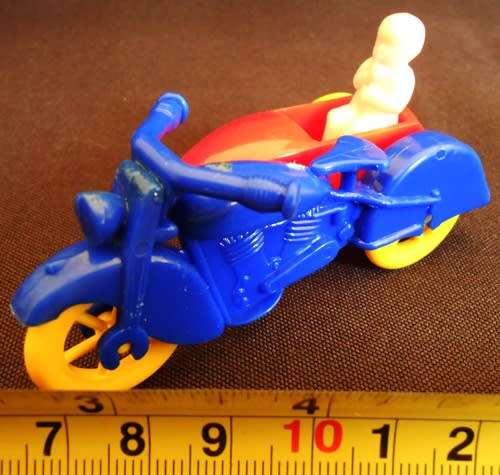 vintage Miniature dollhouse furniture outdoor park playset