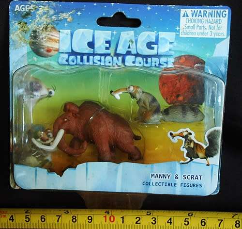 Collectable  Ice Age Figures Manny and Scrat NIP