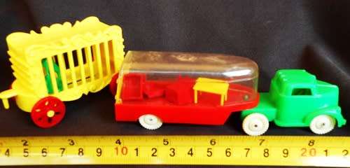 Vintage  1950'S HARD PLASTIC TRUCK LOT (MADE IN CANADA)