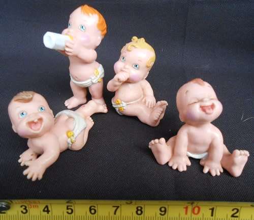 collectable Vintage Galoob Magic Diaper Baby PVC Figures  from 1990 s Set A