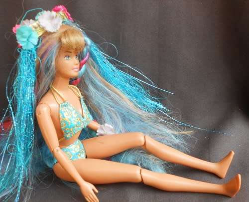 vintage Hula Hair Teresa Barbie Doll Mattell 1993