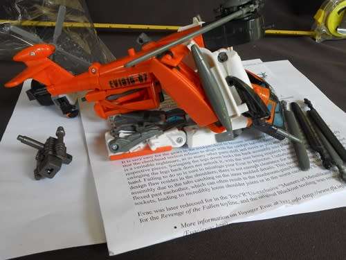 collectable Transformers movie 2007 RESCUE EVAC helicopter voyager class blackout