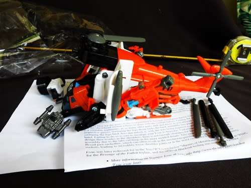 collectable Transformers movie 2007 RESCUE EVAC helicopter voyager class blackout