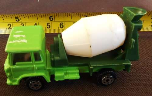 collectable Vintage Yatming Green Cement Mixer CHINA