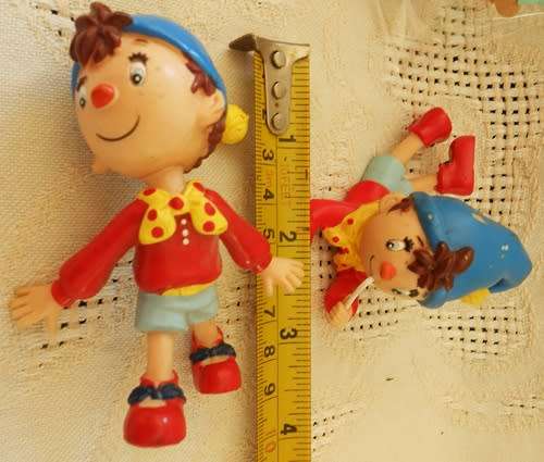 Mcdonalds Happy Meal Toy 2005 Childrens Favourite TV Toy 2 Noddy figures
