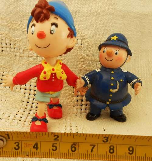 Mcdonalds Happy Meal Toy 2005 Childrens Favourite TV Toy 2 Noddy figures noddy and Mr Plod