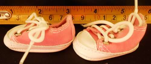 Shoes for small dolls one pair of pink  Sneakers (takkies)