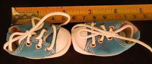 Shoes for small dolls one pair of blue Sneakers (takkies)