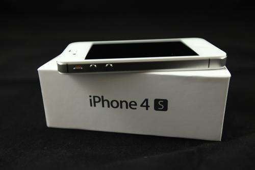 iPhone 4S - 16GB - Local Stock - Free Courier to Your Door (ZA Only)