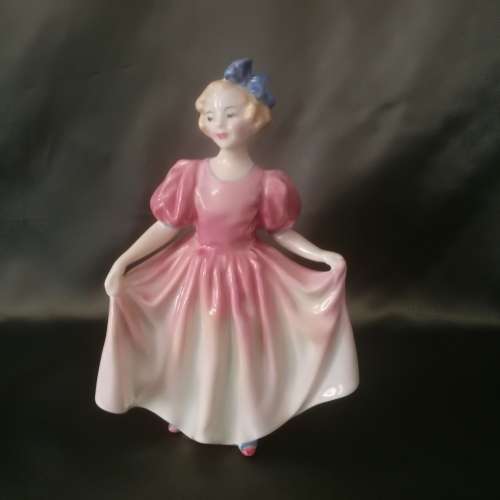 Royal Doulton Figurine `Sweeting`