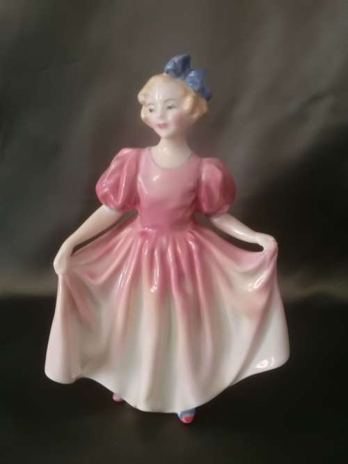 Royal Doulton Figurine `Sweeting`