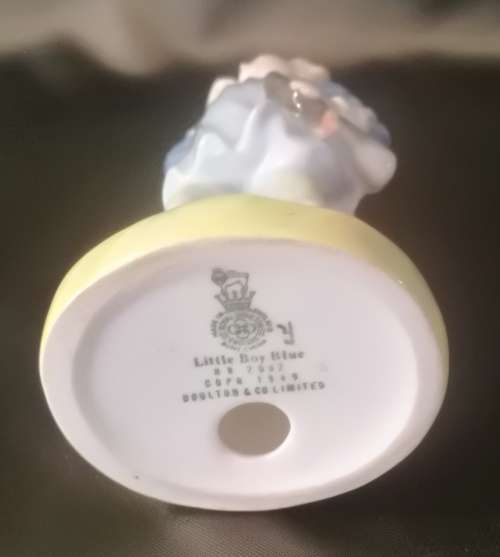 Royal Doulton Figurine `Little Boy Blue`
