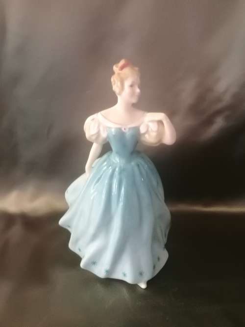 Royal Doulton Figurine `Enchantment`