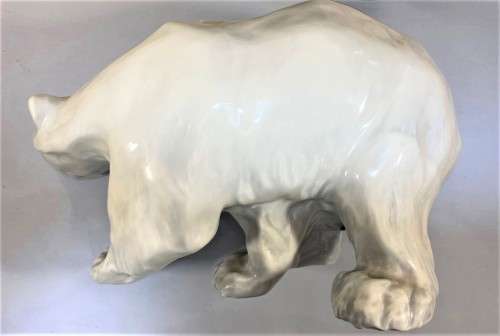 Porcelain figurine `White polar bear standing`. Denmark, Royal Copenhagen #1137