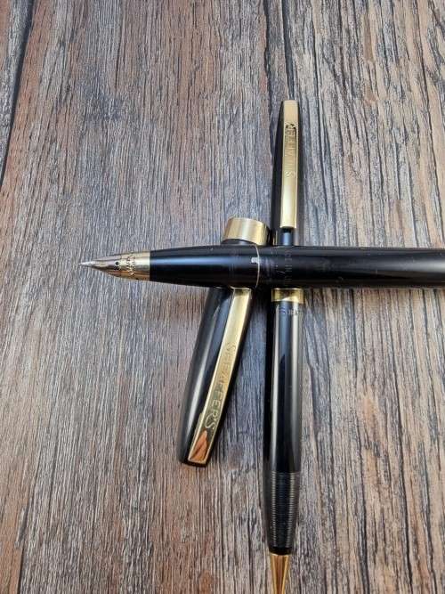 Vintage Pen Sale #9. Sheaffer Touchdown Fountain Pen and Pencil Set. Black